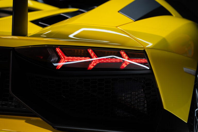 Lamborghini Aventador SV Roadster 6
