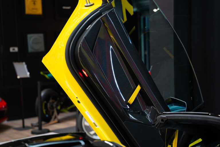Lamborghini Aventador SV Roadster 6