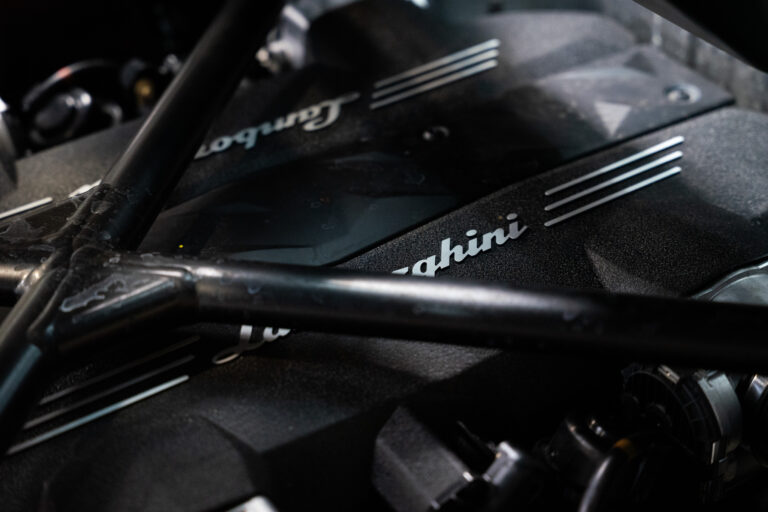 Lamborghini Aventador SV Roadster 6