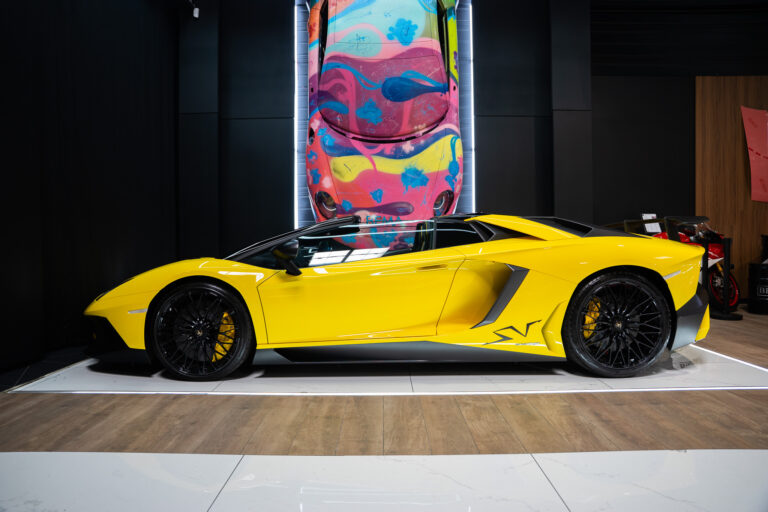 Lamborghini Aventador SV Roadster 6