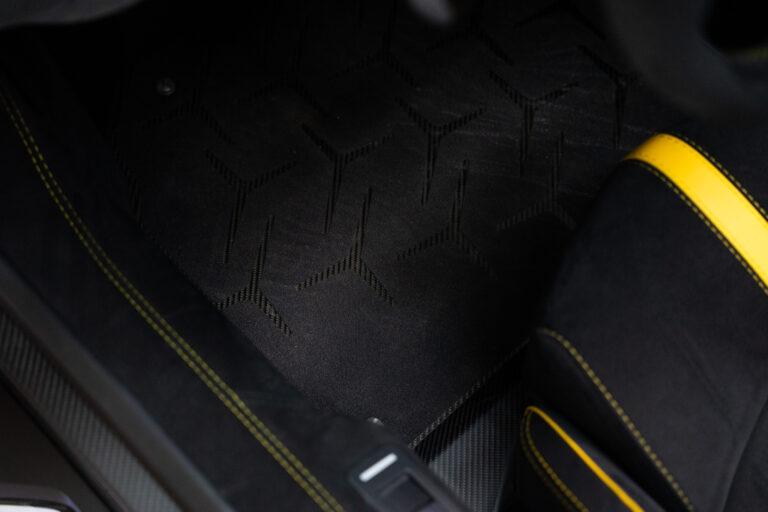 Lamborghini Aventador SV Roadster 6