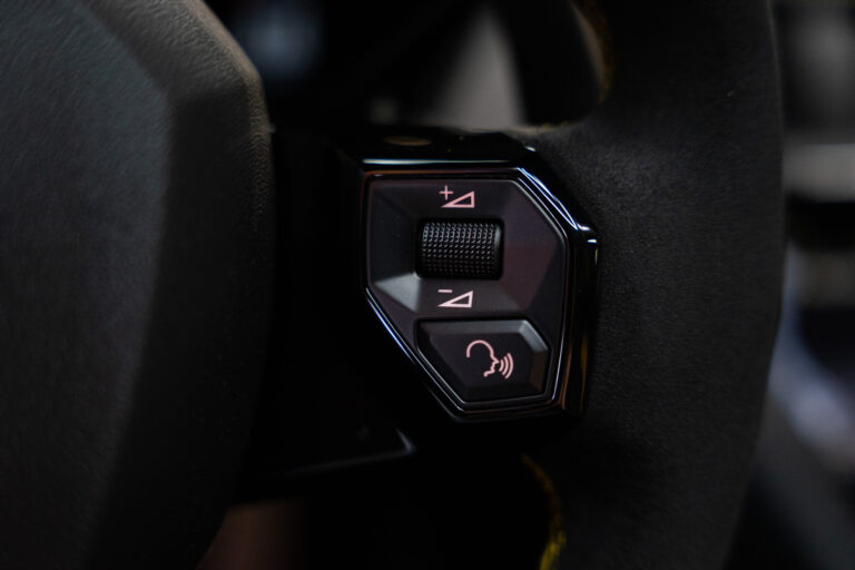 Lamborghini Aventador SV Roadster 6