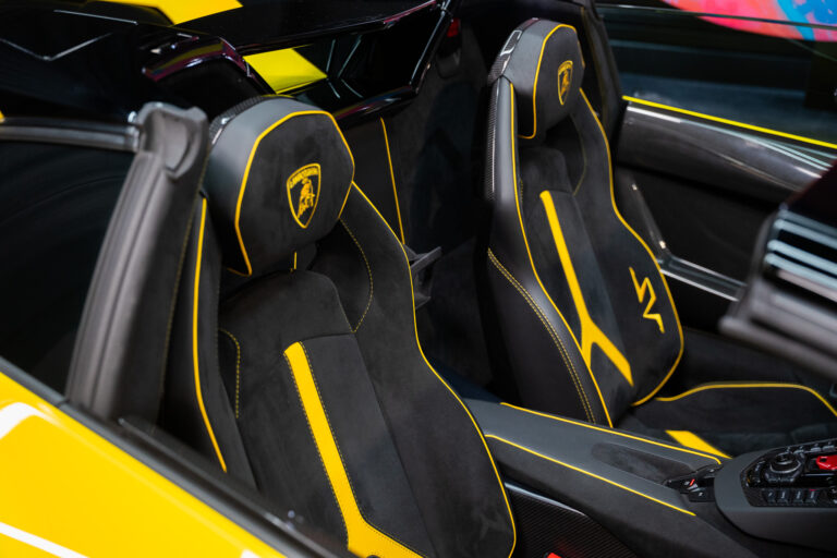 Lamborghini Aventador SV Roadster 6
