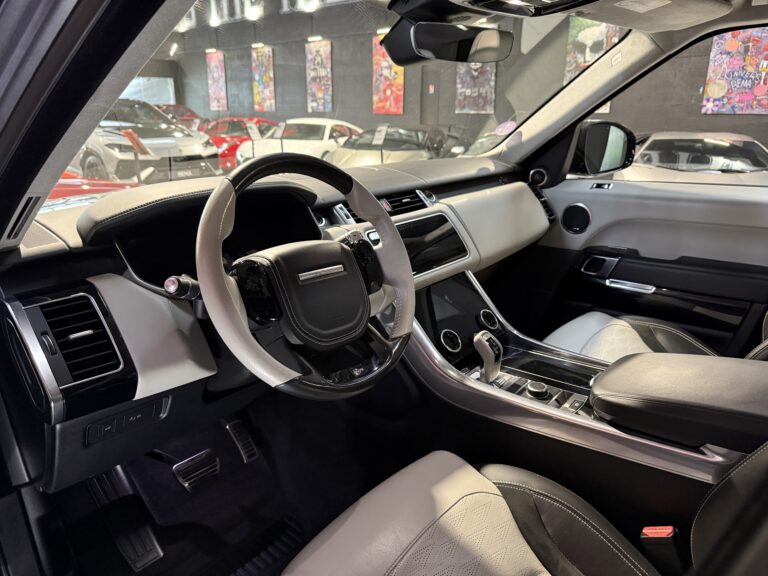 Land Rover Range Rover Sport SVR Carbon Edition 5