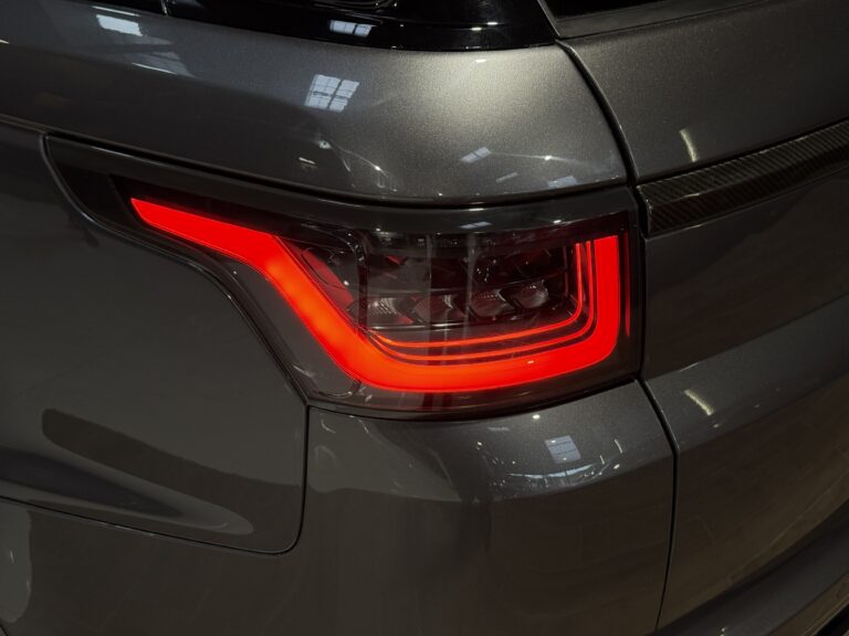 Land Rover Range Rover Sport SVR Carbon Edition 5