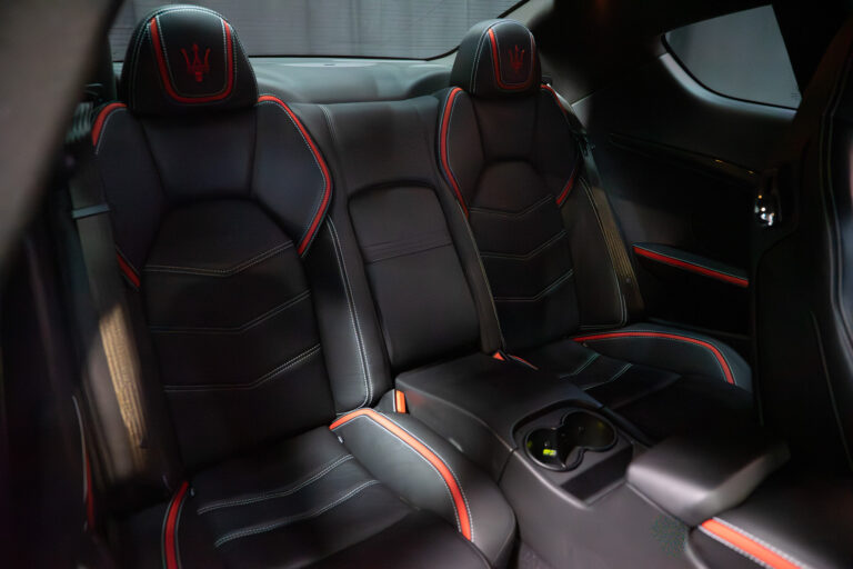 Maserati GranTurismo MC Stradale 4