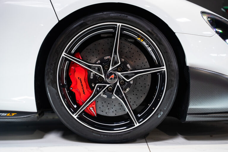 McLaren 675LT Coupé 3