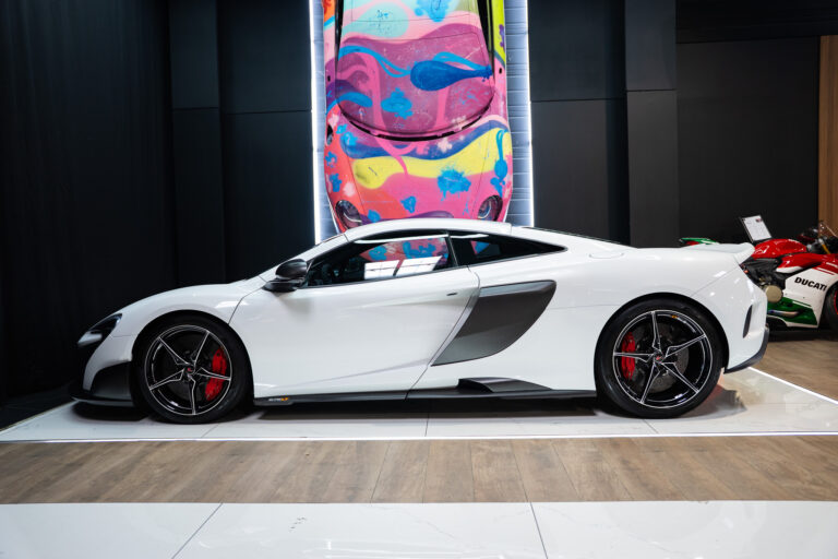 McLaren 675LT Coupé 3