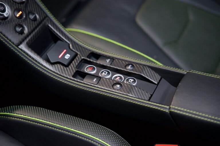 McLaren 675LT Spider 3