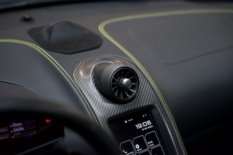 McLaren 675LT Spider 3