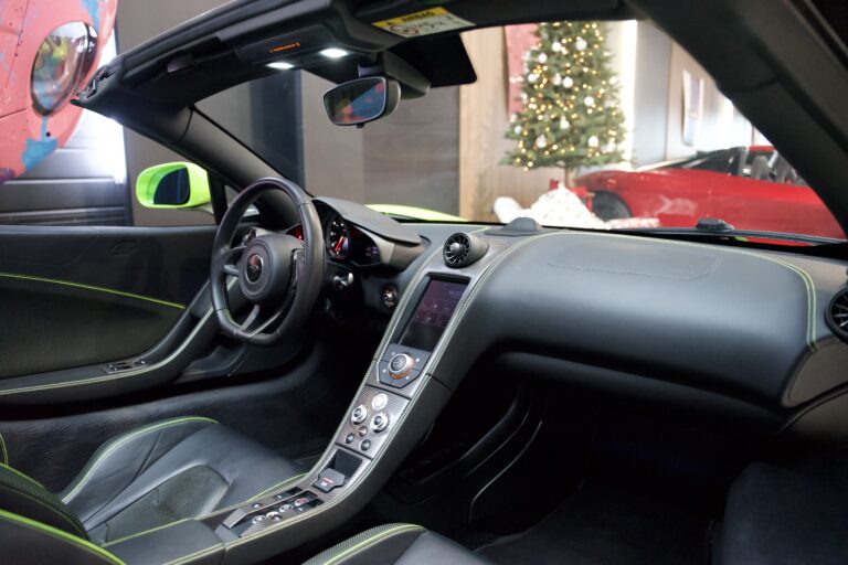 McLaren 675LT Spider 3