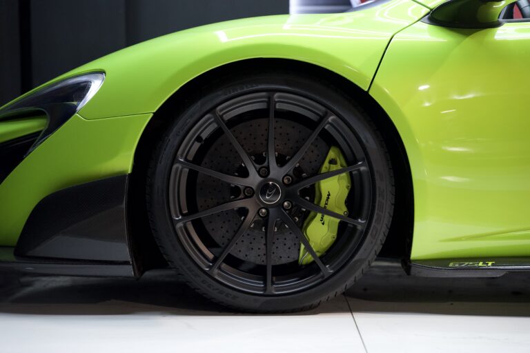 McLaren 675LT Spider 3