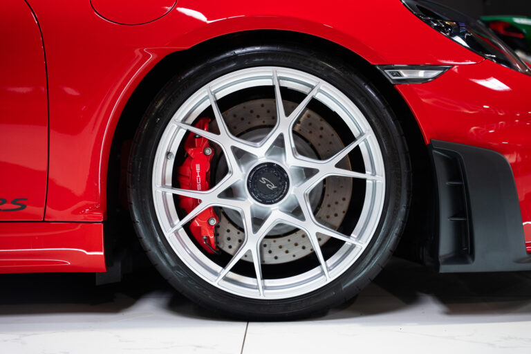Porsche 718 Cayman GT4 RS 4