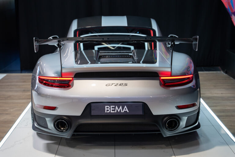 Porsche 911 (991) GT2 RS 3