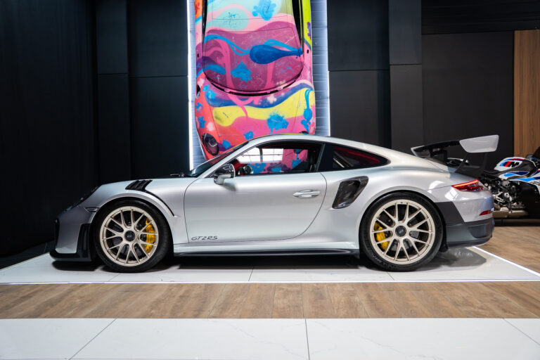 Porsche 911 (991) GT2 RS 3