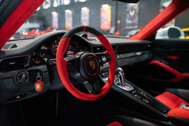Porsche 911 (991) GT2 RS 3