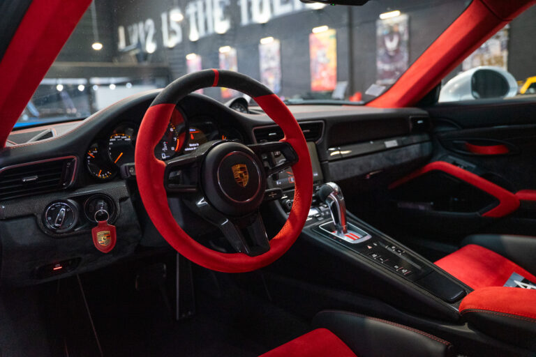 Porsche 911 (991) GT2 RS 3