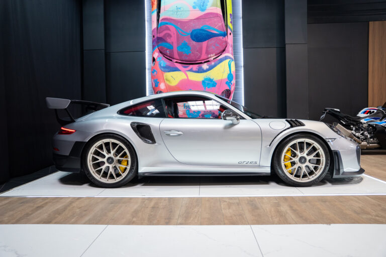 Porsche 911 (991) GT2 RS 3
