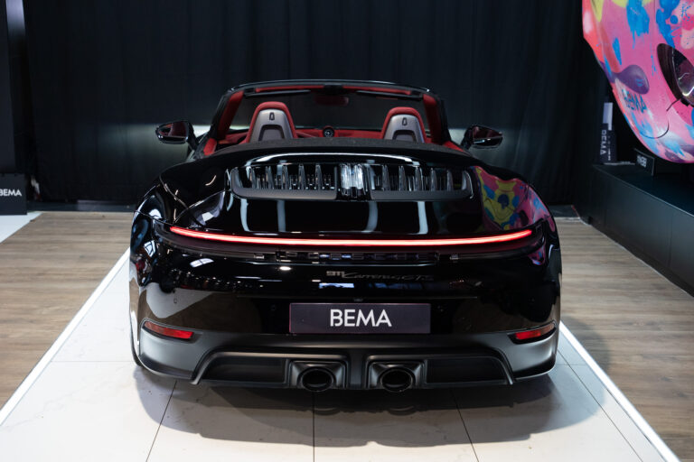 Porsche 911 (992