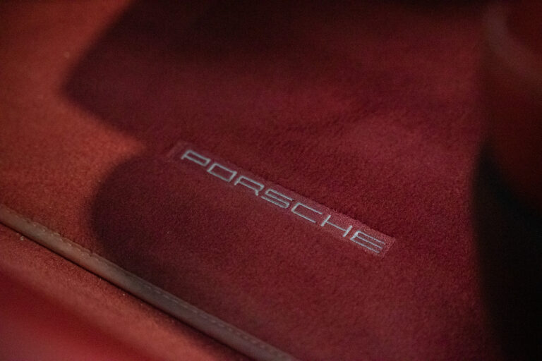 Porsche 911 (992