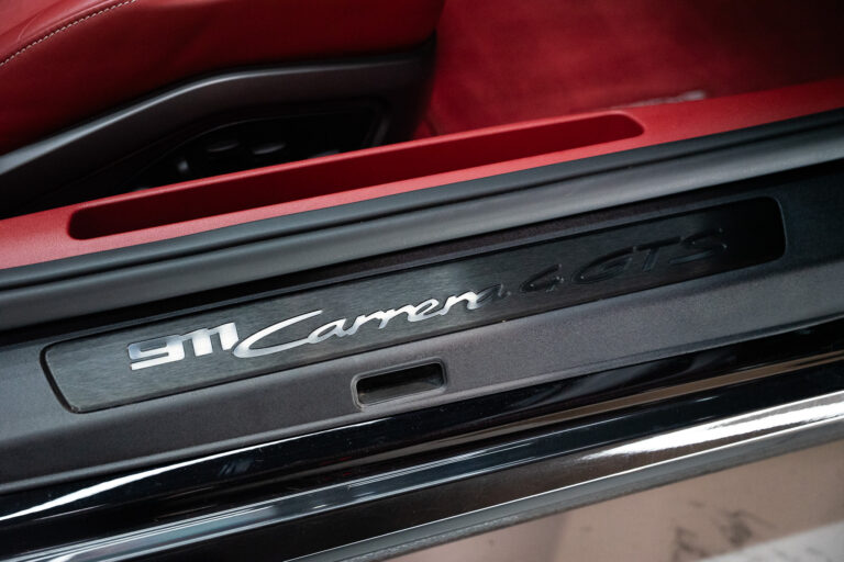 Porsche 911 (992
