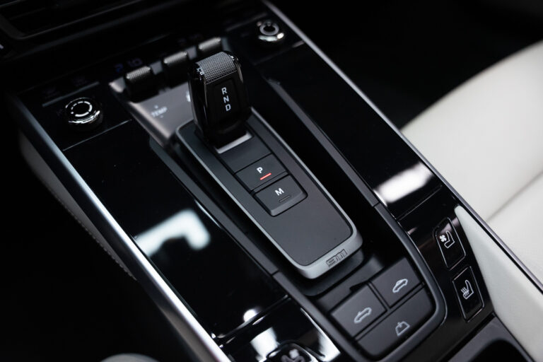 Porsche 911 (992) Cabriolet Carrera 4S – Bleu Nuit – Galerie photo 25