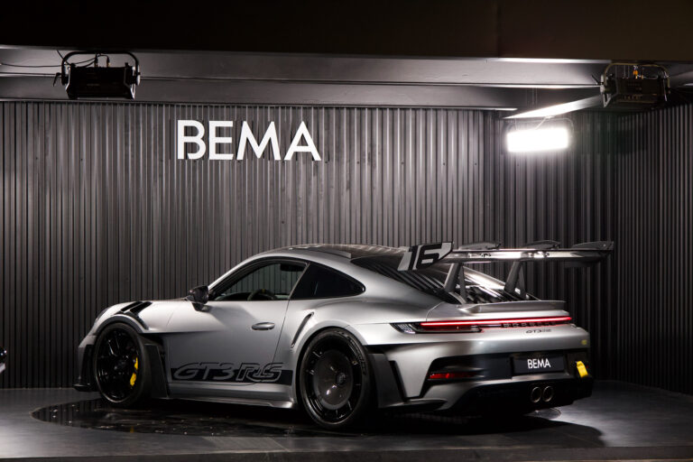 Porsche 911 (992) GT3 RS 4