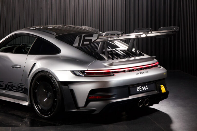 Porsche 911 (992) GT3 RS 4