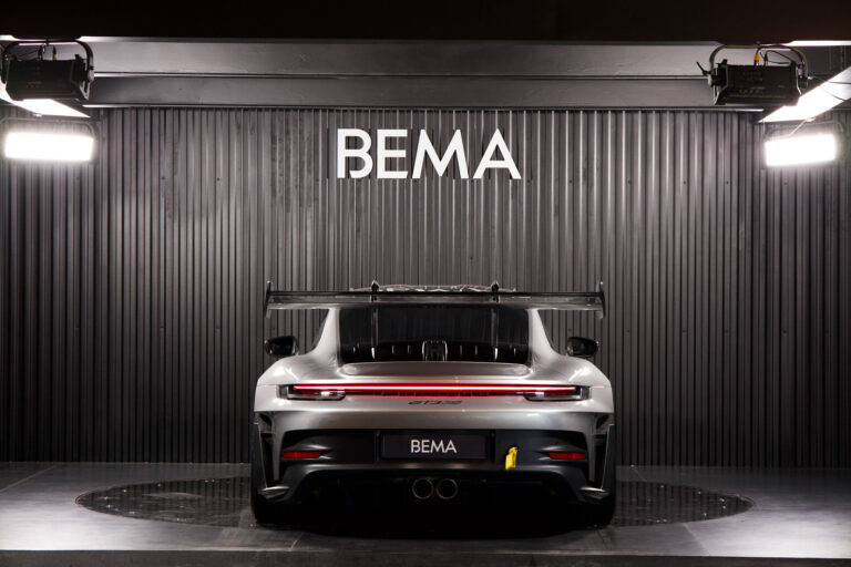 Porsche 911 (992) GT3 RS 4