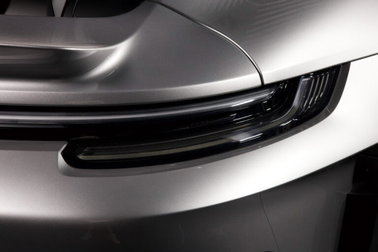 Porsche 911 (992) GT3 RS 4