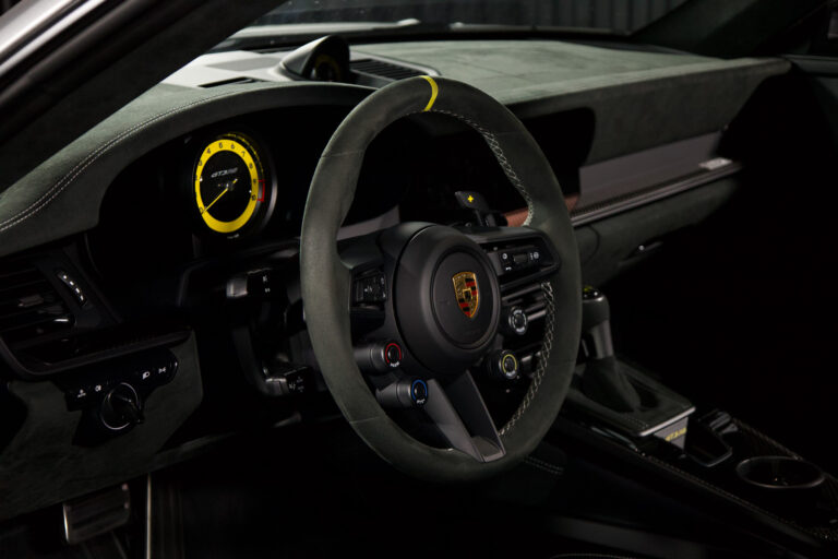 Porsche 911 (992) GT3 RS 4