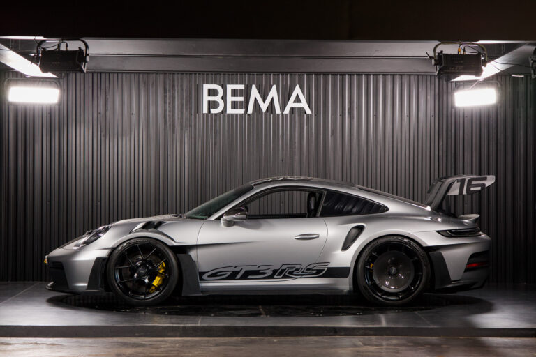 Porsche 911 (992) GT3 RS 4