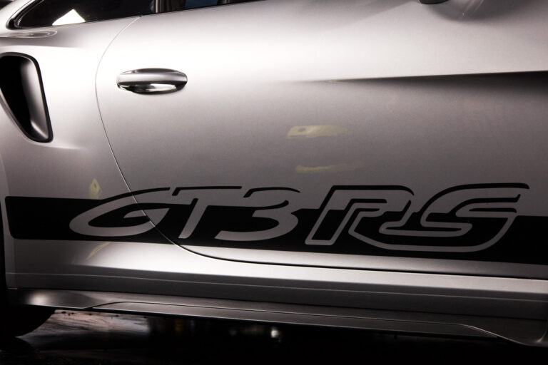 Porsche 911 (992) GT3 RS 4