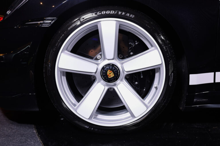 Porsche 911 (992) Turbo 50 Years 3