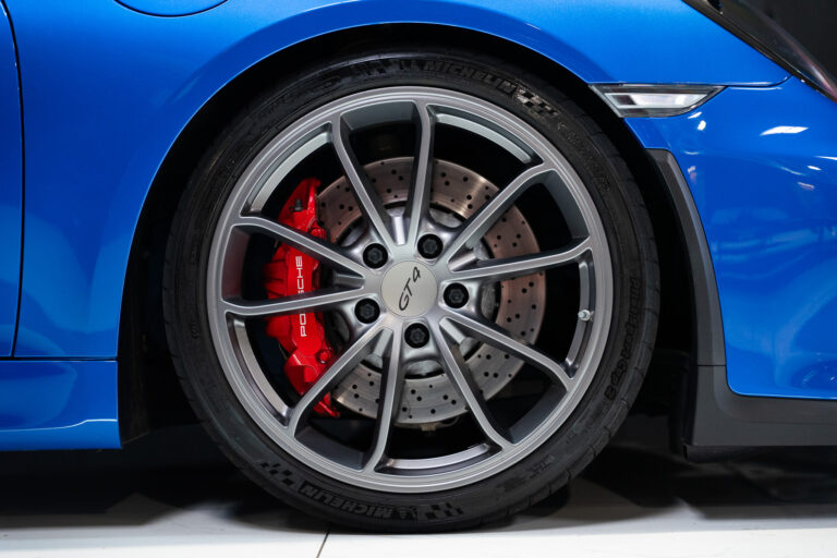 Porsche 981 Cayman GT4 3
