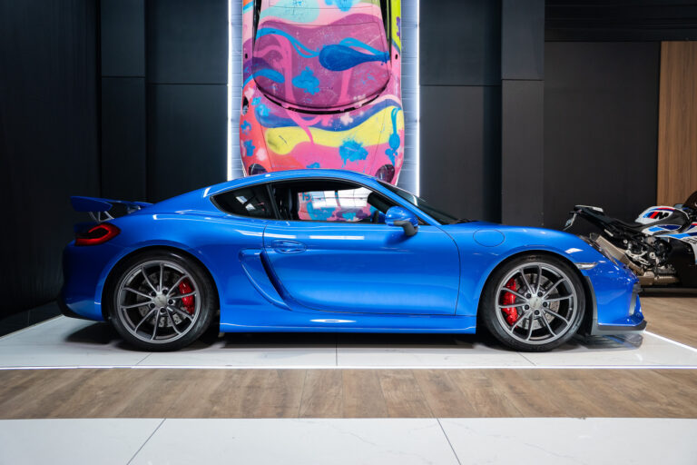 Porsche 981 Cayman GT4 3