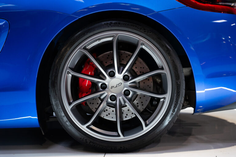 Porsche 981 Cayman GT4 3