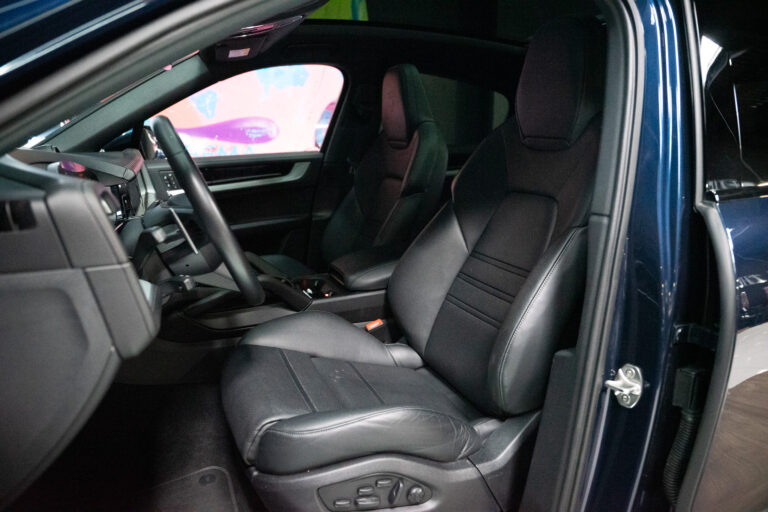 Porsche Cayenne Coupé E-Hybrid 3