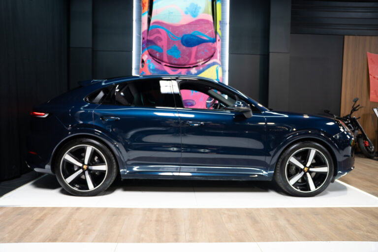 Porsche Cayenne Coupé E-Hybrid 3