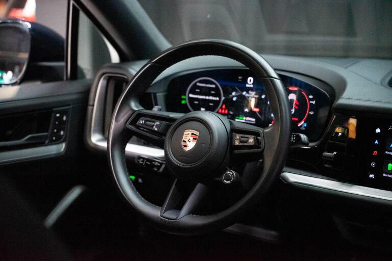 Porsche Cayenne Coupé E-Hybrid 3