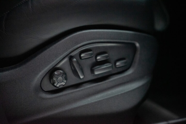 Porsche Cayenne Coupé E-Hybrid 3
