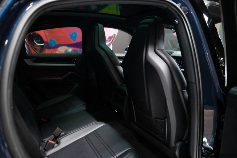 Porsche Cayenne Coupé E-Hybrid 3