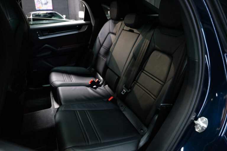 Porsche Cayenne Coupé E-Hybrid 3