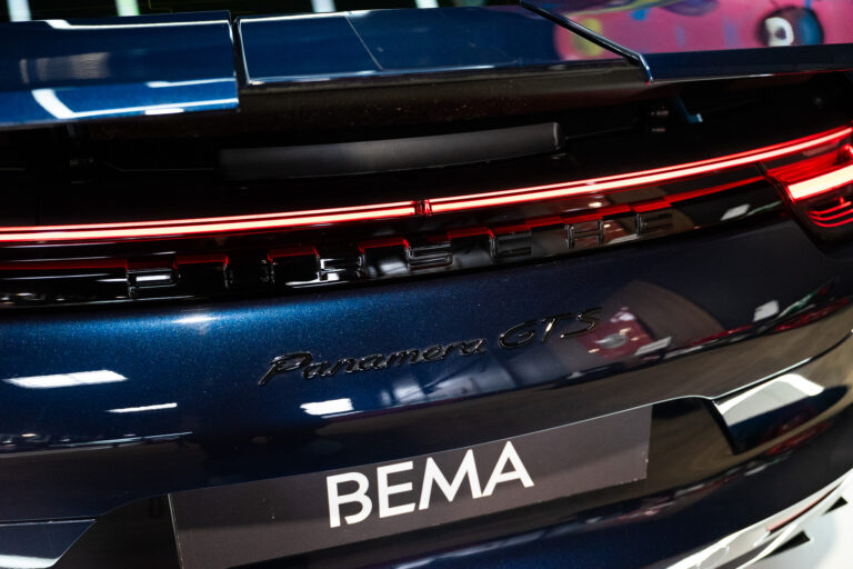 Porsche Panamera GTS 4