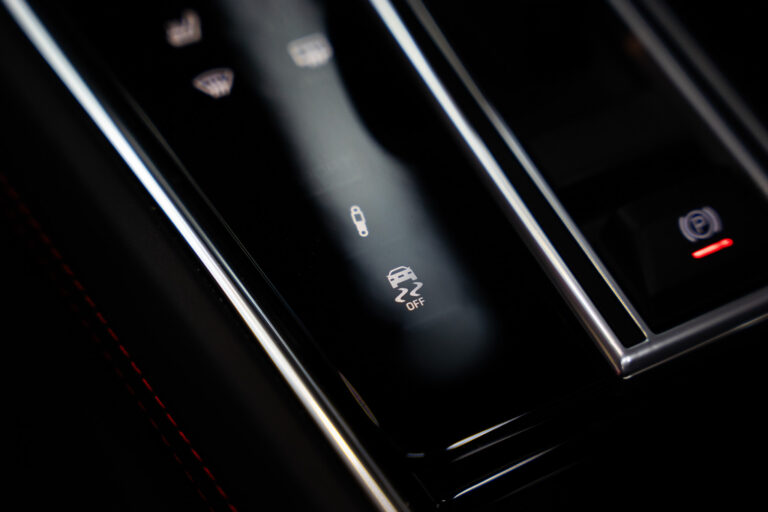 Porsche Panamera GTS 4