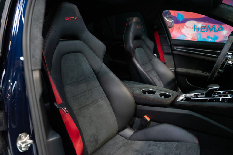 Porsche Panamera GTS 4