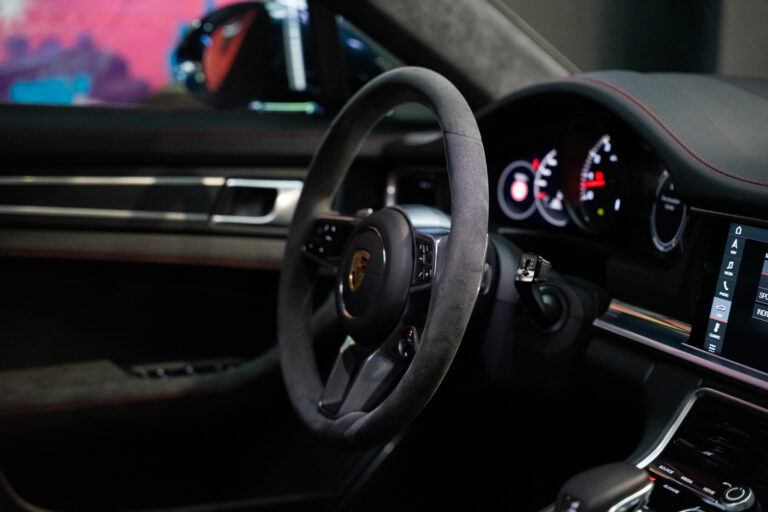 Porsche Panamera GTS 4