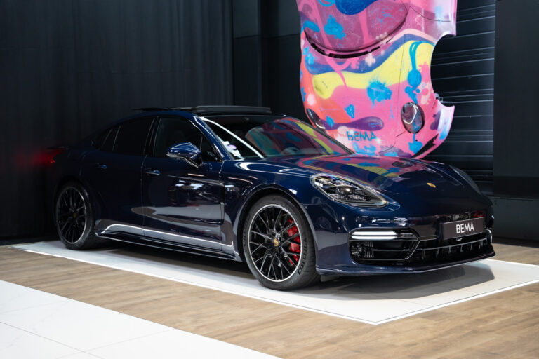 Porsche Panamera GTS 4